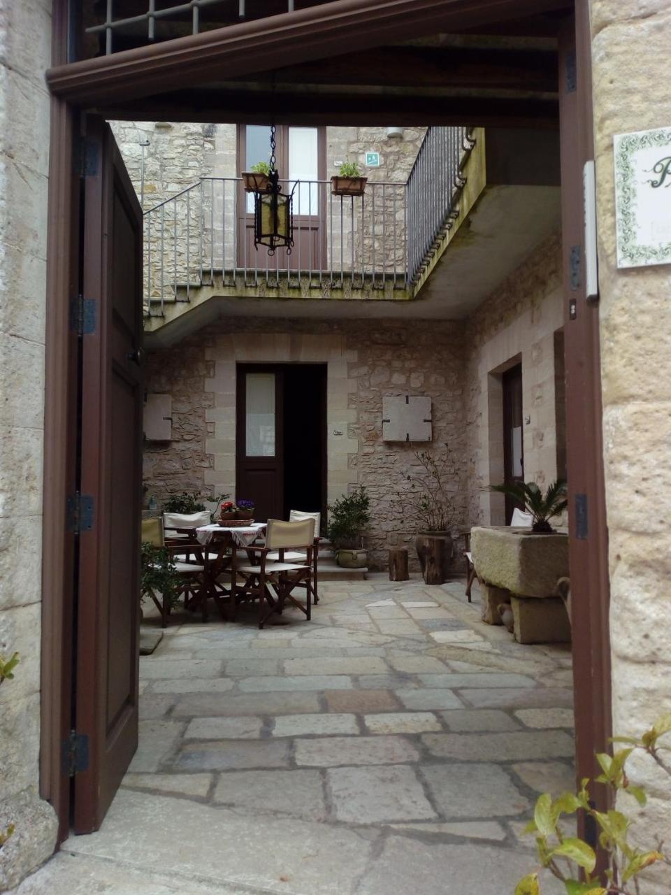 Residence Erice Pietre Antiche Exterior foto