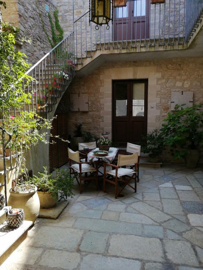 Residence Erice Pietre Antiche Exterior foto